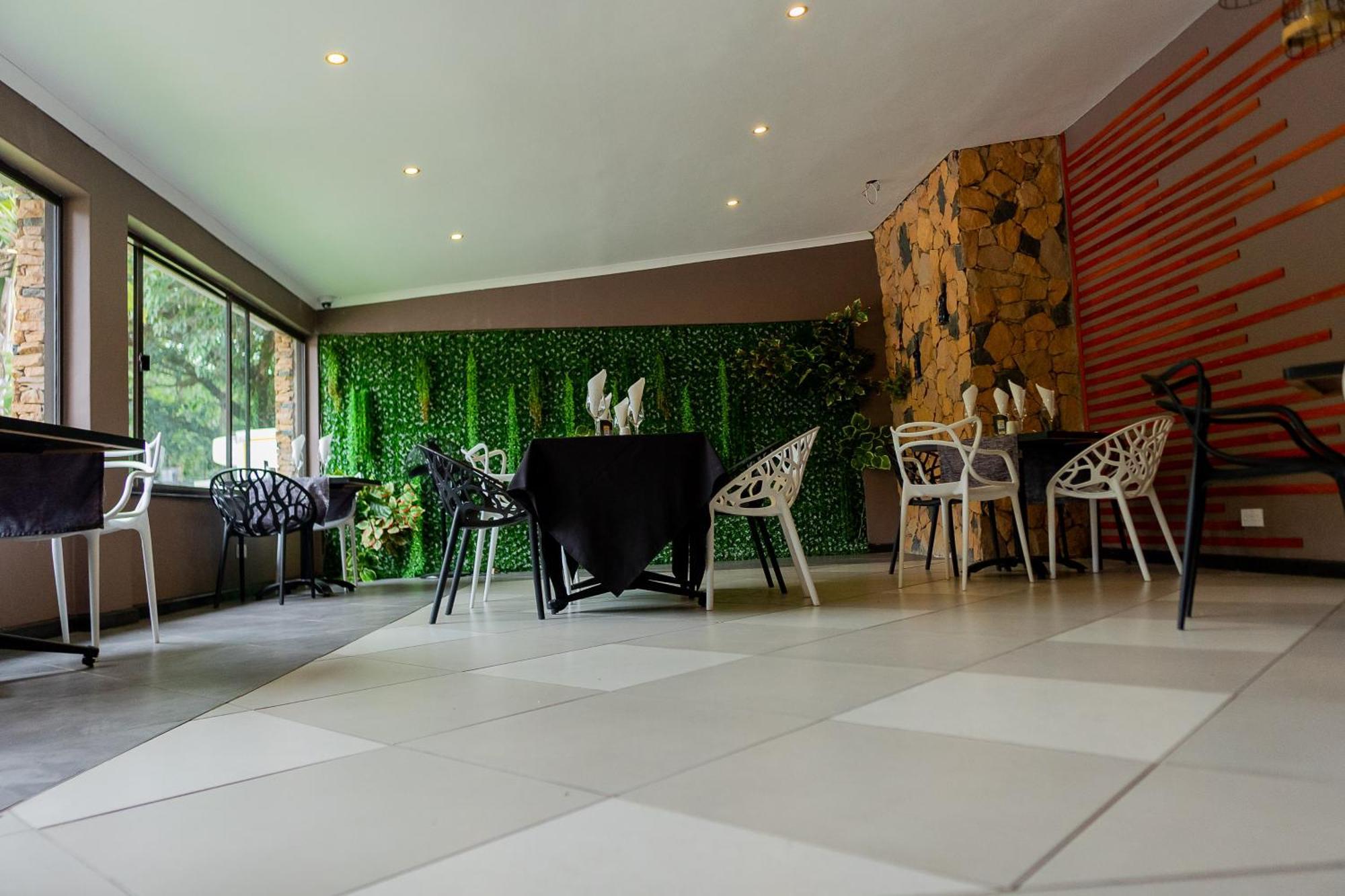 Casa Mia Lodge & Restaurant Blantyre Exterior foto